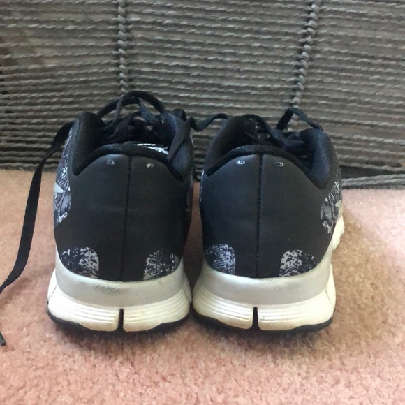 Nike Women's Free 5.0 V4 Ns Pt Running Shoe - Picture 3 of 5